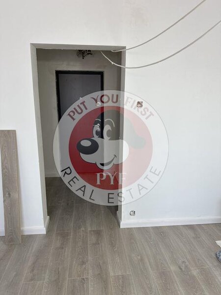 Costin Georgian | Garsoniera | 32mp | semidecomandata | B9559